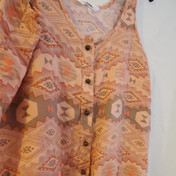 Pretty summer crop top  Medium - Picture 3 of 3